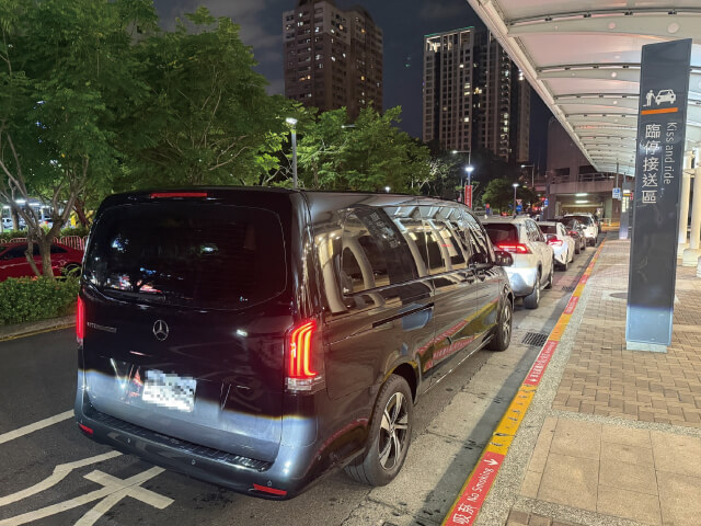 左營高鐵接送首選｜利捷包車賓士九人座，舒適、省心、安全直達的第2張圖片